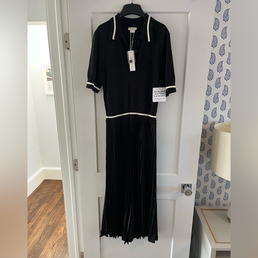 New with tags: Shoshanna black white dress with satin skirt